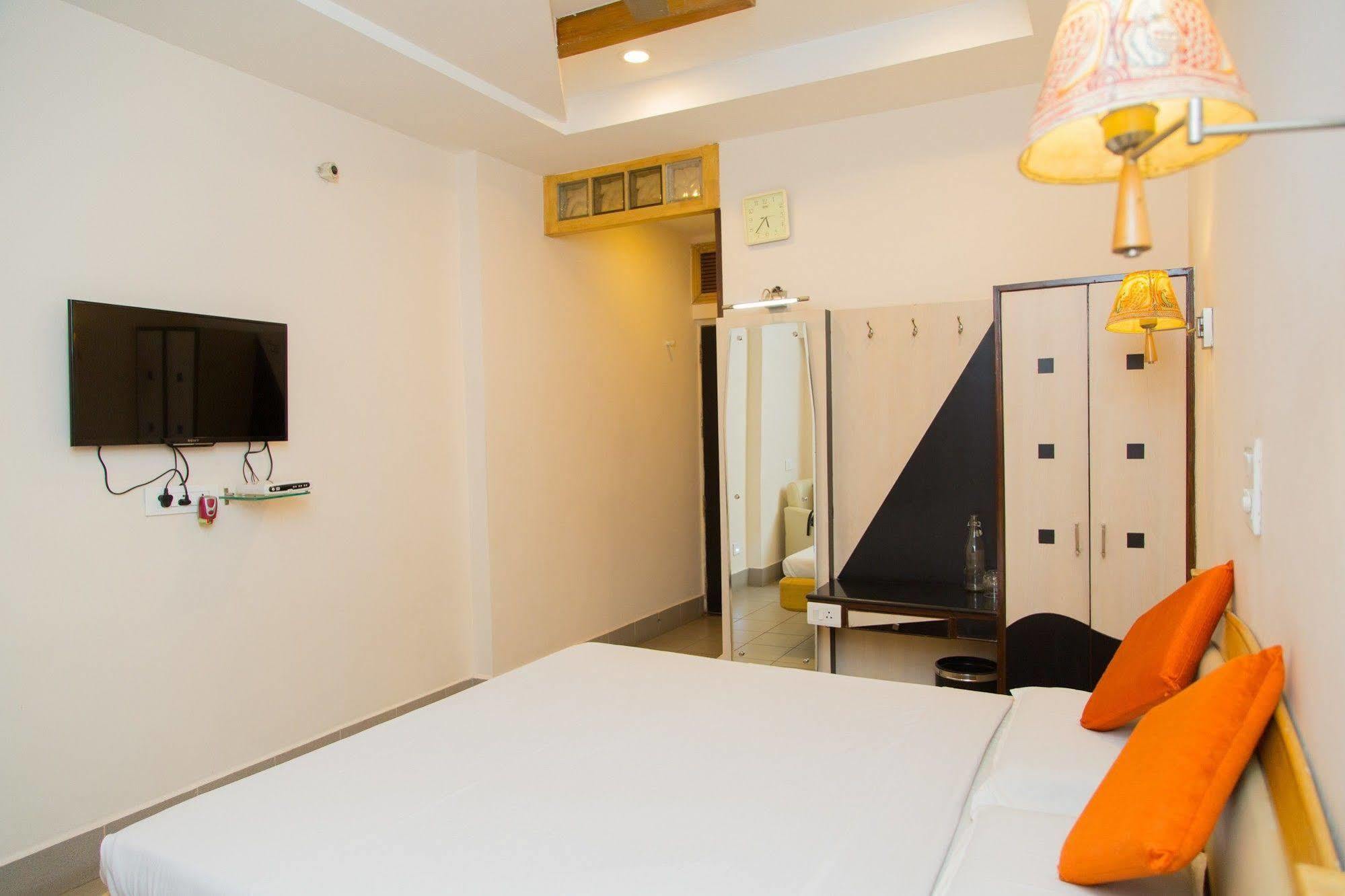 Fabhotel Kinnera Comforts Railway Station Visakhapatnam Zewnętrze zdjęcie