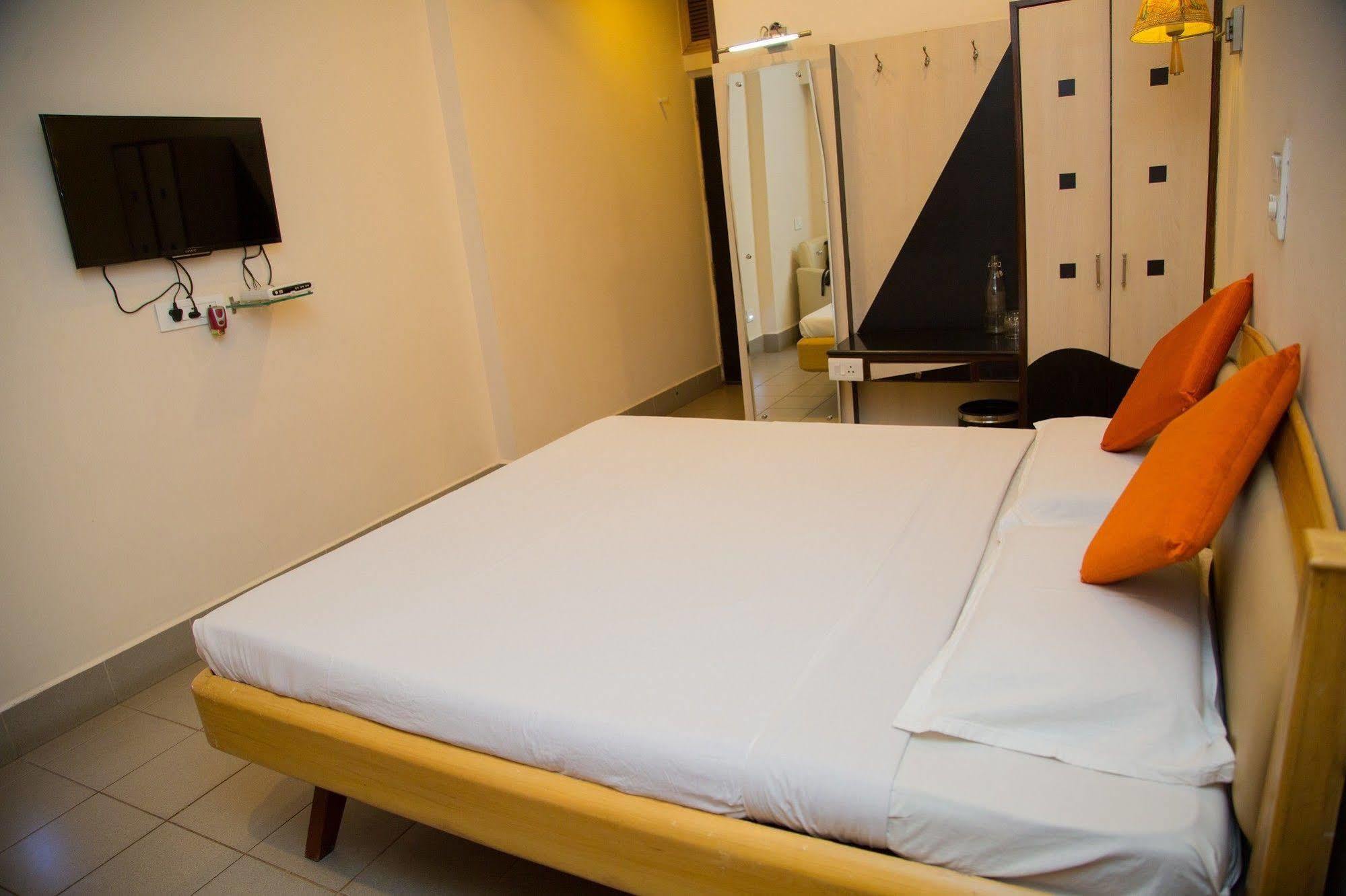 Fabhotel Kinnera Comforts Railway Station Visakhapatnam Zewnętrze zdjęcie