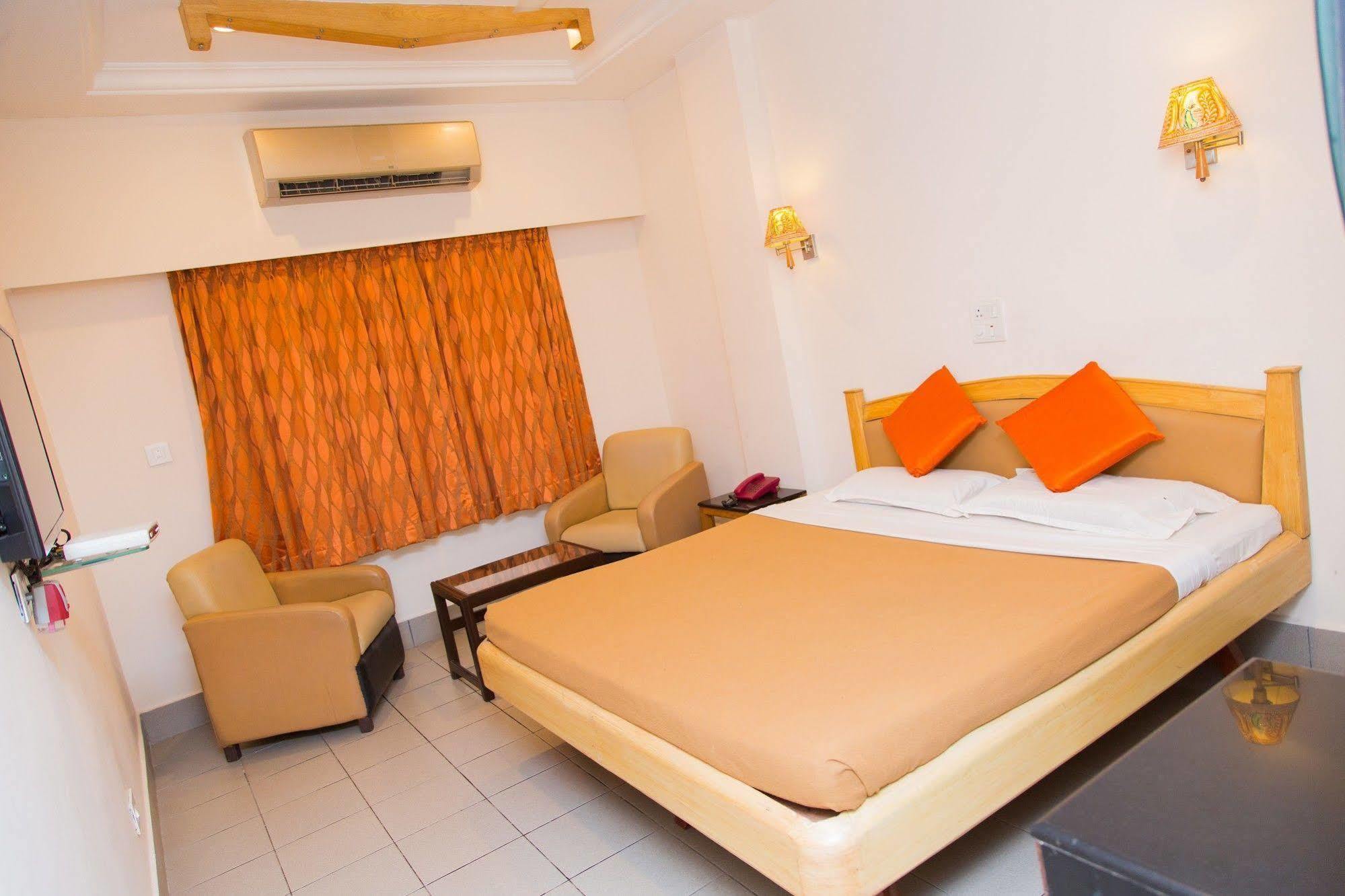 Fabhotel Kinnera Comforts Railway Station Visakhapatnam Zewnętrze zdjęcie